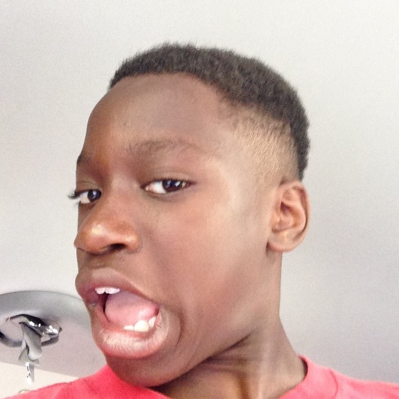 Meet your Posher, Kenneth - Picture 1 of 1